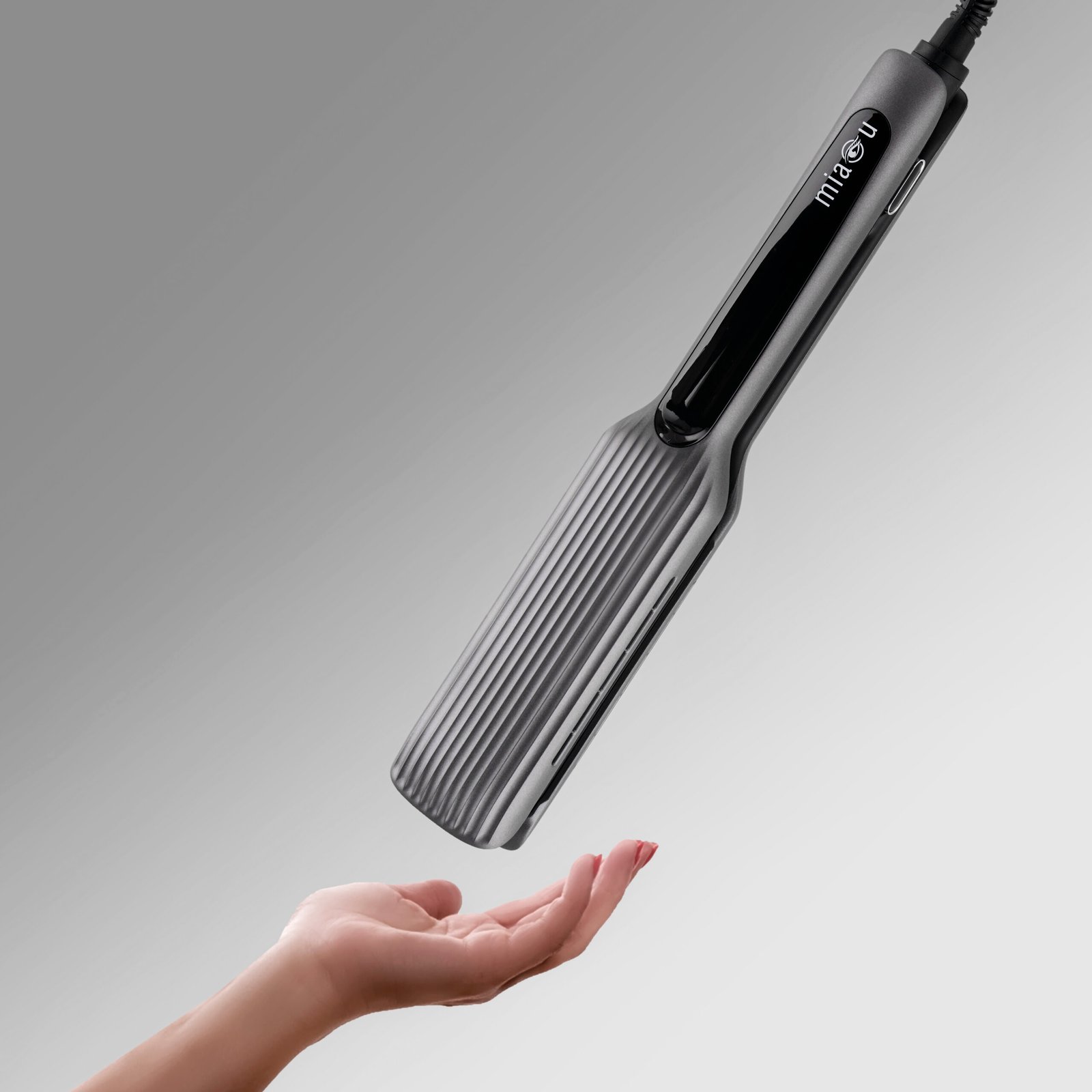 5 Hair straightener 250 Temp° - Image 1